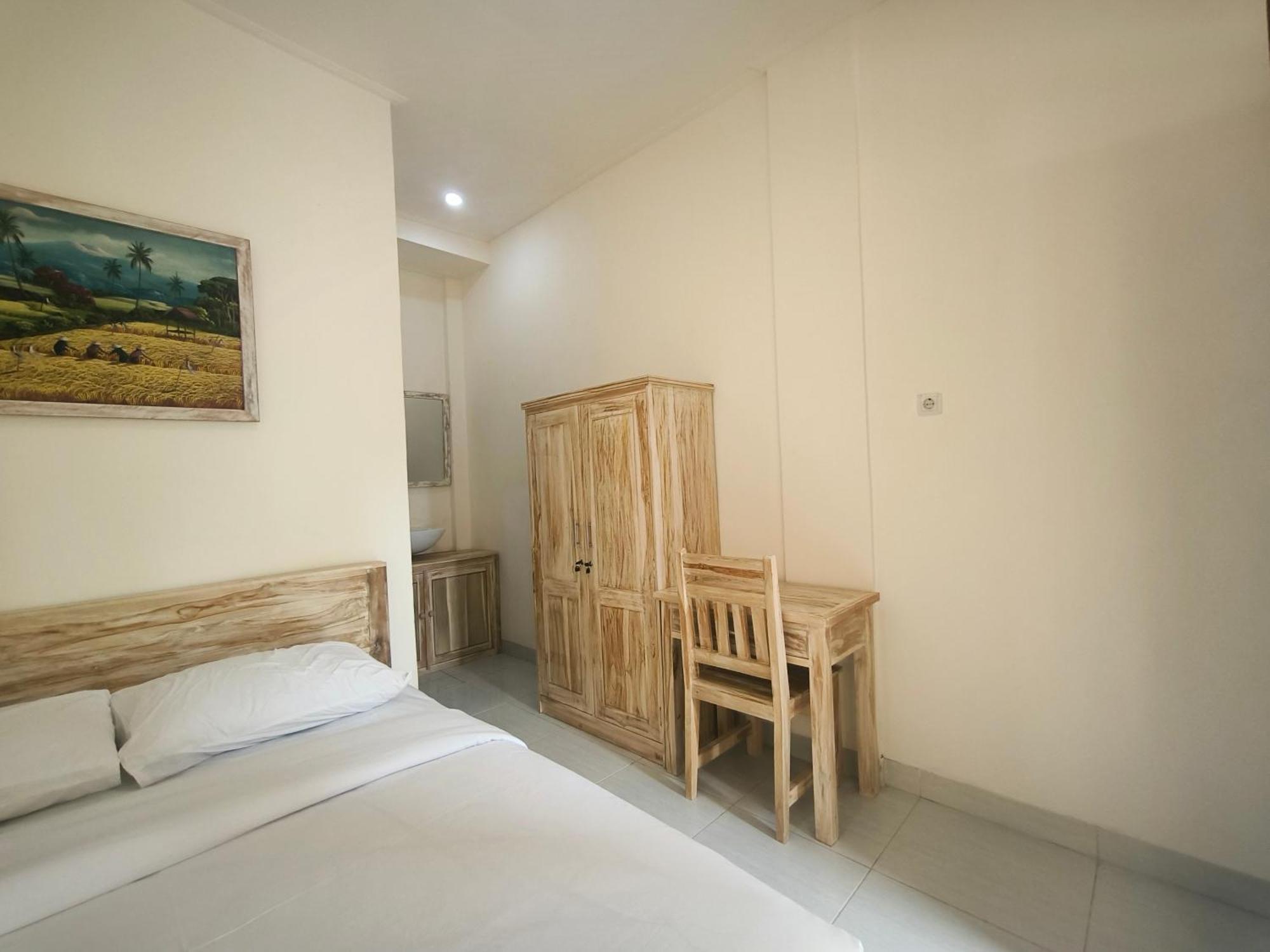 Ken Ken Guest House Семиняк Екстериор снимка
