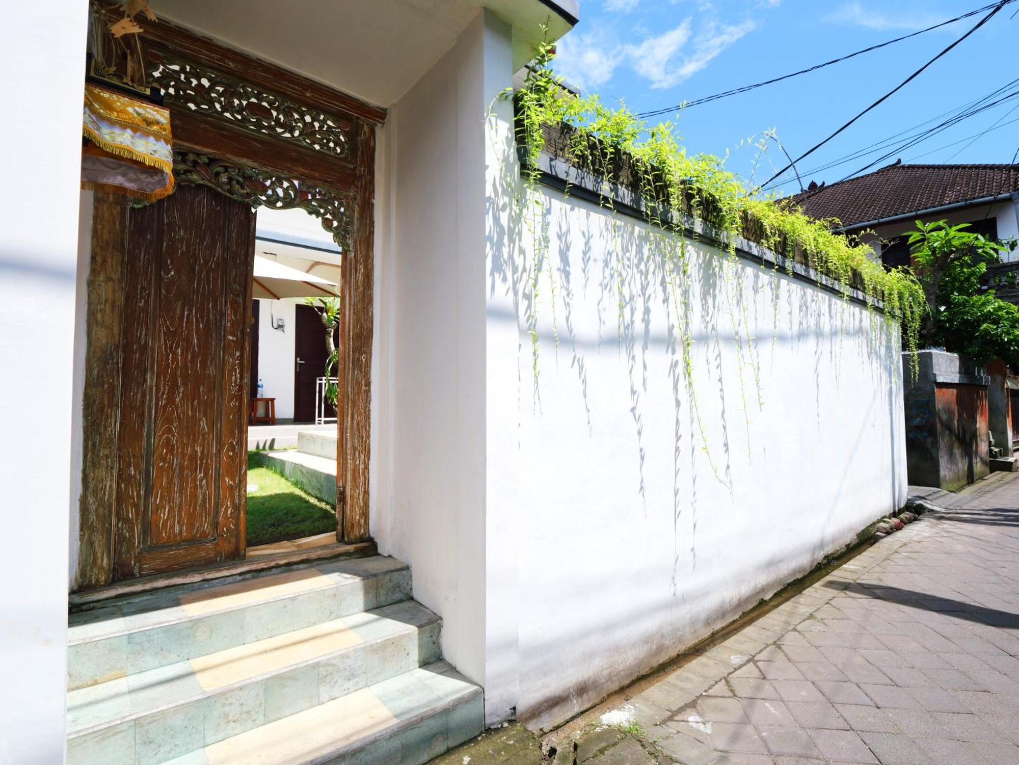 Ken Ken Guest House Семиняк Екстериор снимка