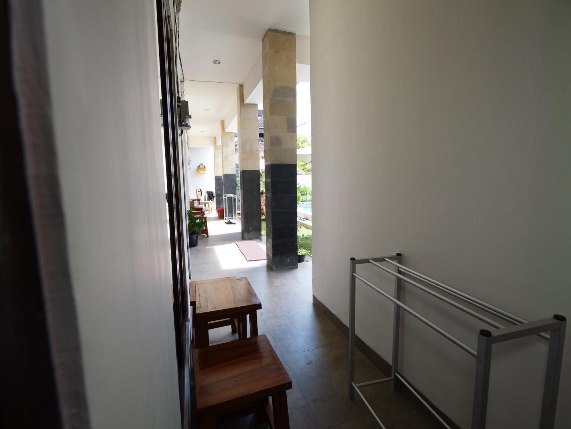 Ken Ken Guest House Семиняк Екстериор снимка